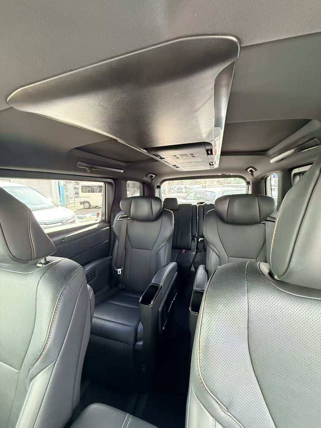 Alphard Interior